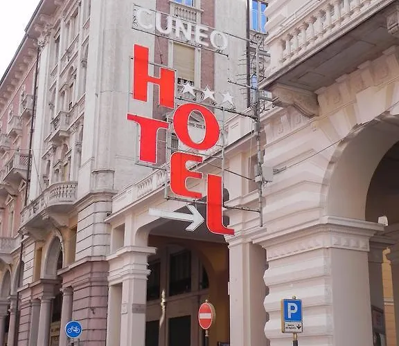 Cuneo Hotel Otel Cuneo